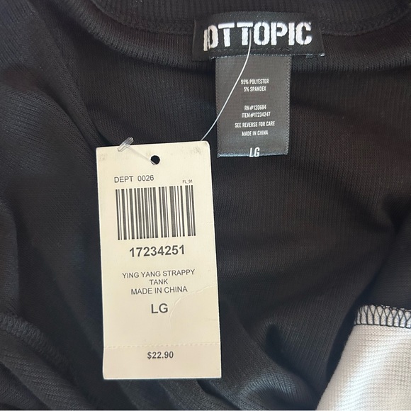 Hot Topic Yin/Yang Tank Top - Picture 4 of 5